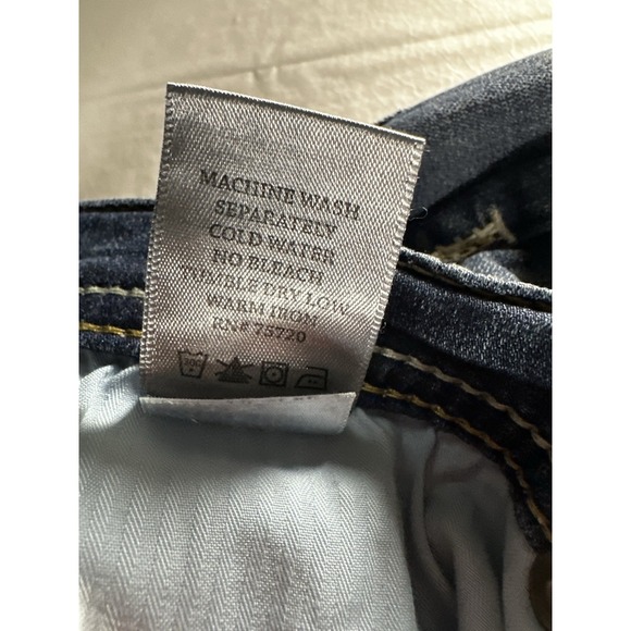 BKE Buckle Jeans Womens 30x30 Blue Denim Jake Straight Distressed Capri Ankle - Picture 15 of 16